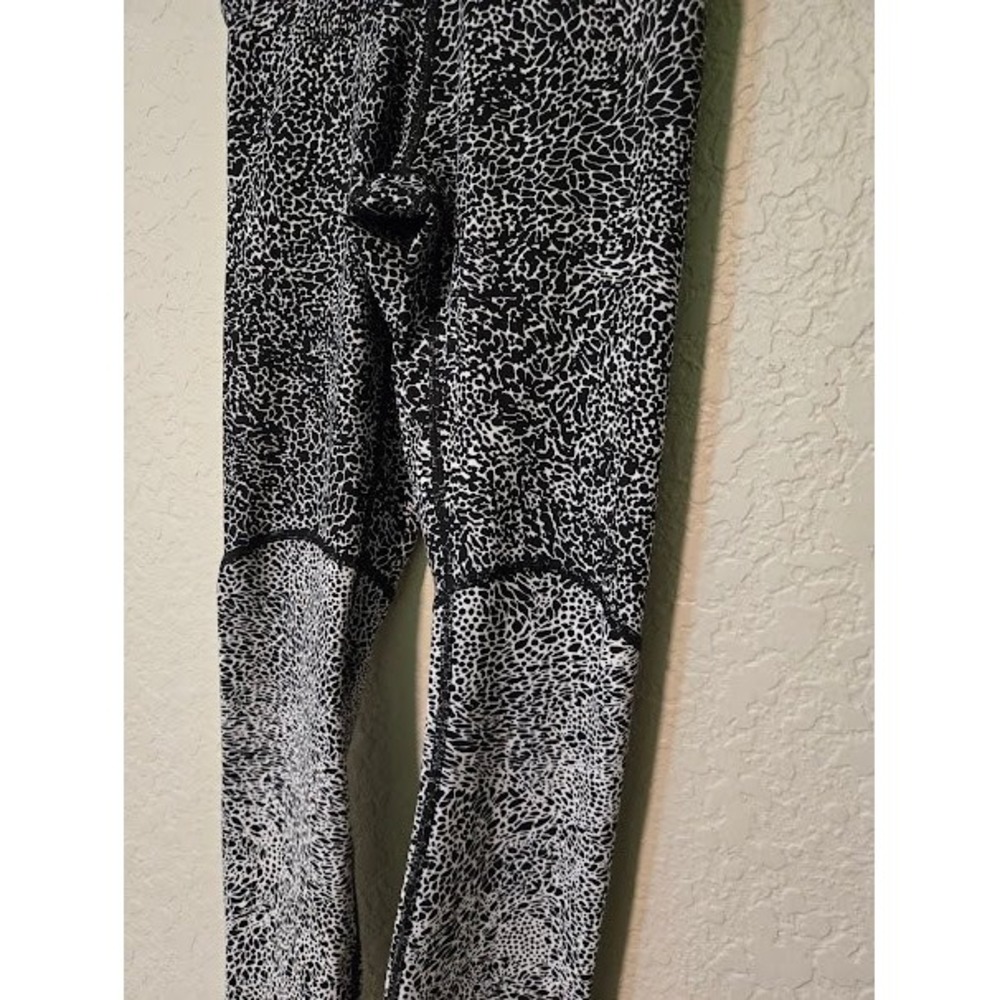 Lululemon Leopard Wunder Train Leggings - Picture 2 of 4